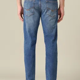 U.S. Polo Assn. Denim Co. Men Tapered Fit Mid-Rise Light Fade Stretchable Jeans image 4