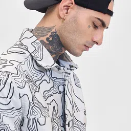 Snitch Men Relaxed Opaque Printed Casual Shirt image 2