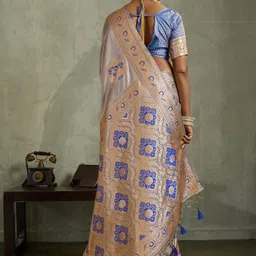 Smart Stree Ethnic Motifs Zari Satin Handloom Saree image 4