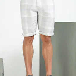 beevee Men Checked Mid-Rise Pure Cotton Regular Shorts-picture-40