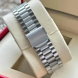 varni venture Analog Watch - For Men Stainless Steel Strap image 3