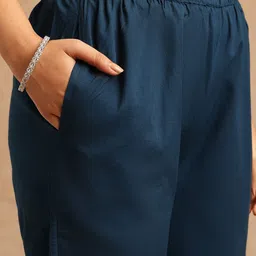 GULMEHAK Women Ethnic Motifs Printed Regular Pure Cotton Kurta & Trousers With Dupatta image 3