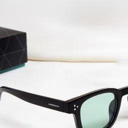 SUNGLASSIC Unisex Wayfarer Sunglasses with UV Protected Lens image 2