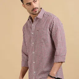 RIGS AND RAGS Men Smart Fit Gingham Checked Spread Collar Cotton Casual Shirt image 4