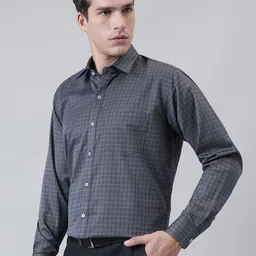 ACCOX Men Checked Spread Collar Cotton Formal Regular Fit Shirt image 2