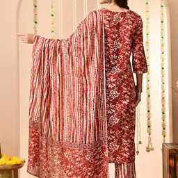 Anouk Women Floral Printed Regular Pure Cotton Kurta with Trousers & With Dupatta image 3