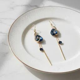 DressBerry Diamond Shaped Drop Earrings image 5