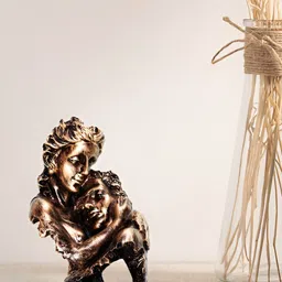 BECKON VENTURE Gold-Toned Romentic Love Couple Statue Showpiece-image-19