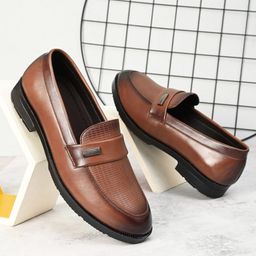 INVICTUS Men Round-Toe Formal Loafers-picture-11