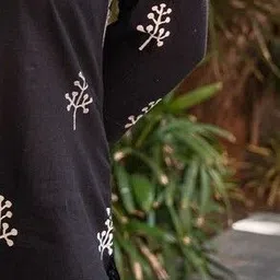 agoka Women Solid Pure Cotton A-line Kurta image 4