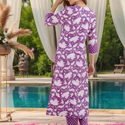 Aaghnya Women Viscose Rayon Printed Kurta Sets image 3