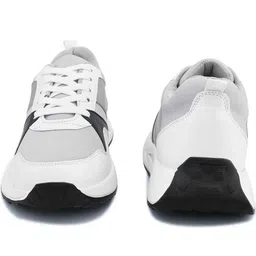 Roadster Men colourblocked chunky lace up casual sneakers image 3