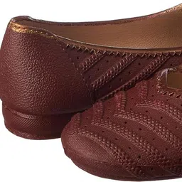 bata Women Bellies Sandal image 3