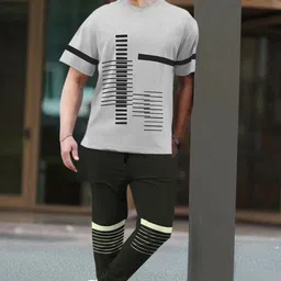 tripr Tshirt Pant Co-ords Set image 2