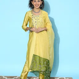 SheWill Women Floral Embroidered Regular Sequinned Kurta with Trousers & With Dupatta image 2