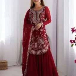 Women Embroidered Straight Kurta Set-image-17