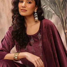Sangria Yoke Design Pure Wool Kurta with Trousers & Dupatta-image-88