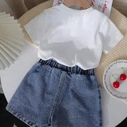 INCLUD Girls Printed T-shirt with Shorts image 4