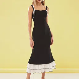 Trendyol Women Solid Shoulder Straps Bodycon Midi Dress-image-27