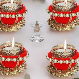GADINFASHION Gold-Toned & Red 4 Pieces Metal Candle Holders-picture-29