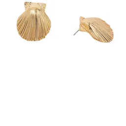 Accessorize London Gold Shell Contemporary Studs image 3