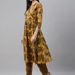 Indibelle Women Geometric Dyed Anarkali Kurta image 4