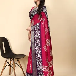 SSHAGUN LIFESTYLE Floral Printed Cotton Silk Bandhani Saree image 4