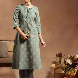 Nayam By Lakshita Floral Printed Gotta Patti Kurta with Palazzos & Dupatta-picture-36