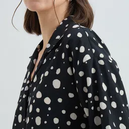 FEMMELLA Polka Dots Printed Crop Top With High Slit Skirt Co-Ords image 2