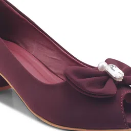 Froh Feet Party Block Pumps with Bows image 4