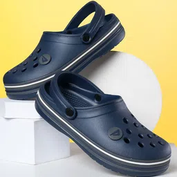 IMPAKTO Men Blue Printed Clogs-picture-12