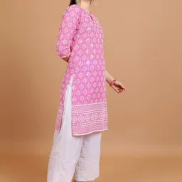Vishudh Pink Ethnic Motifs Printed Straight Kurta image 5