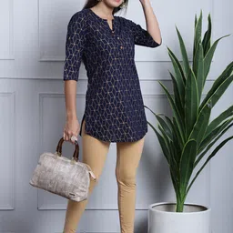 Grancy Geometric Printed Cotton Kurti image 3