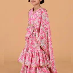 Cutiediva Floral Schiffli Pure Georgette Ready to Wear Saree image 3