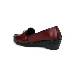 Zoom Shoes Burgundy Genuine Leather Textured Pattern Slip On Casual Loafers image 5