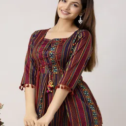 MERAAKI FASHION Women Floral Printed Top-picture-21