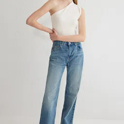 Trendyol Women Regular Fit Mid-Rise Light Fade Cotton Jeans-image-54