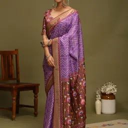 Mitera Zari Bandhani Saree image 2