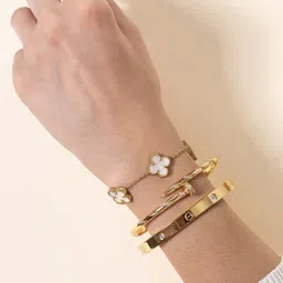 MINJI AND CO. Women Brass Gold-Plated Charm Bracelet-picture-20