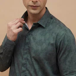 CODE by Lifestyle Men Slim Fit Abstract Printed Spread Collar Cotton Formal Shirt image 3