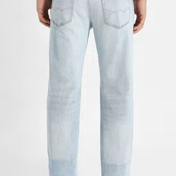 AMERICAN EAGLE OUTFITTERS Men Relaxed Straight Fit EasyFlex Mid-Rise Heavy Fade Jeans image 4