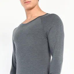 Wildcraft Heat lock Warmer top Men Top Thermal image 5