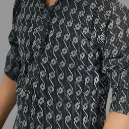 LADSLOOM Men Ethnic Motifs Printed Thread Work Kurta image 4