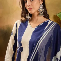 Sangria Floral Printed V-Neck Pure Cotton Straight Kurta With Trousers And Dupatta image 5