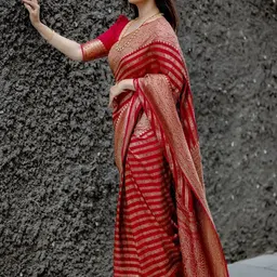 BerMondsey Ethnic Motif Zari Woven Striped Banarasi Saree-image-47