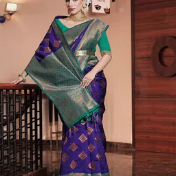 JUST FASHION Woven Design Zari Banarasi Saree-image-2