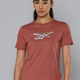 Reebok Brand Logo Print T-shirt-image-4