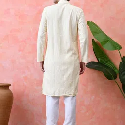 KUNDALI KAKSHAY Men Regular Thread Work Kurta with Pyjamas image 5