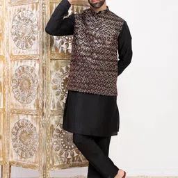 Pro-Ethic STYLE DEVELOPER Men Embroidered Regular Pure Silk Kurta with Trousers image 4