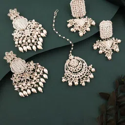 Anouk Silver-Plated Kundan Stones Studded & Beaded Jewellery Set With Maangtikka-picture-10